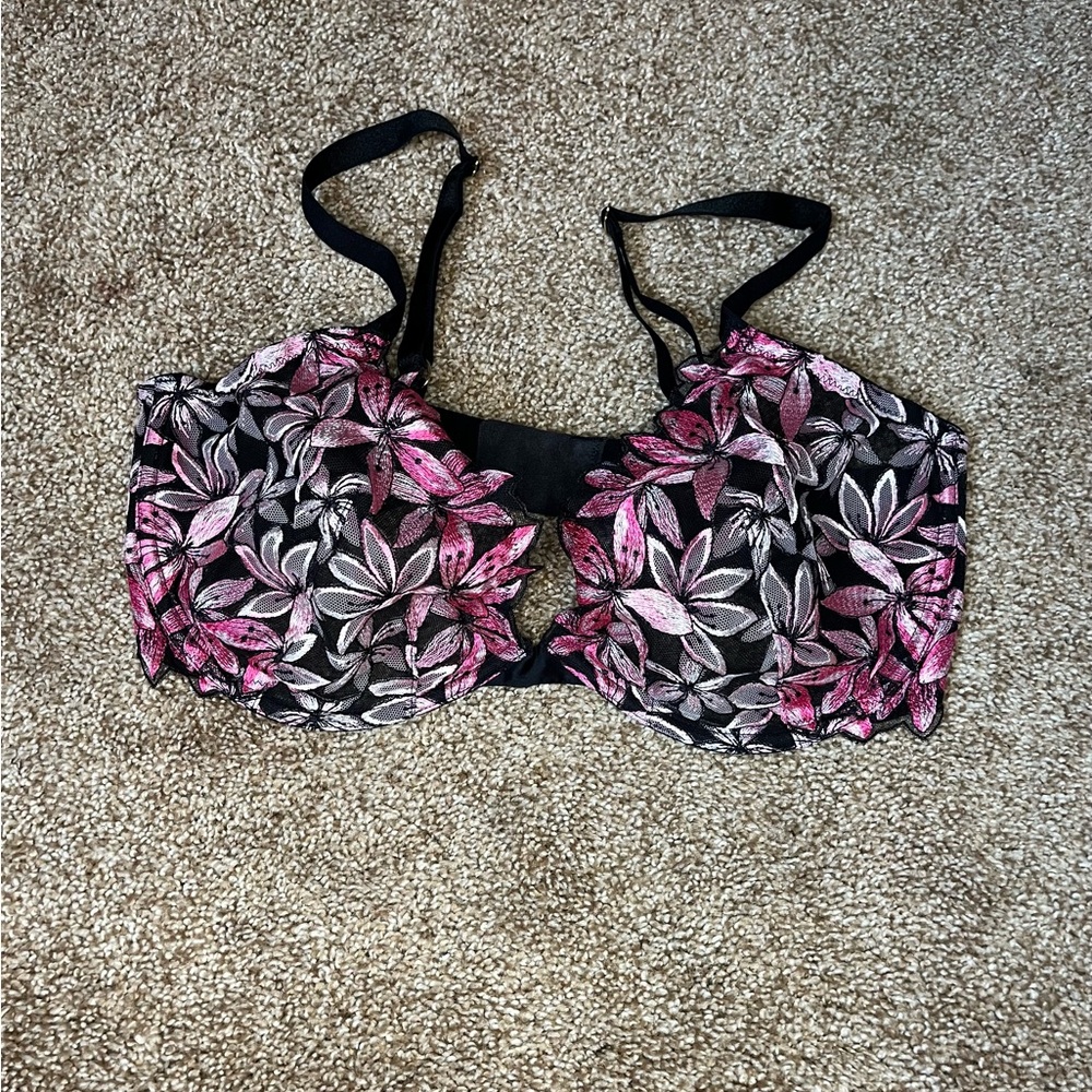 Victoria's Secret Black and Pink Floral Lace Bra